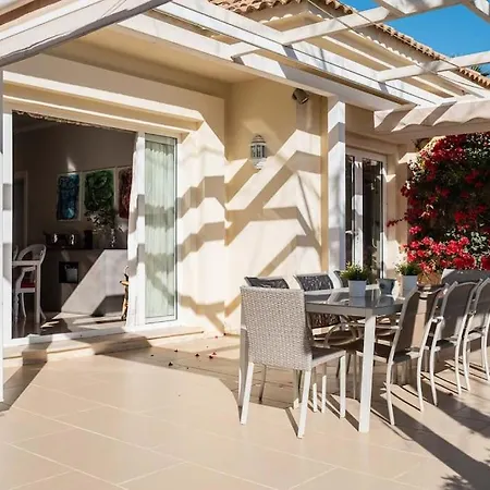 Luxury With Sea Views & Terrace By Rems *