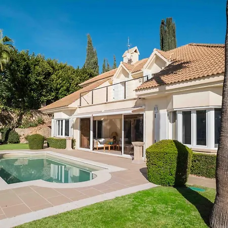 Luxury With Sea Views & Terrace By Rems *