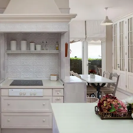 Luxury With Sea Views & Terrace By Rems 马拉加