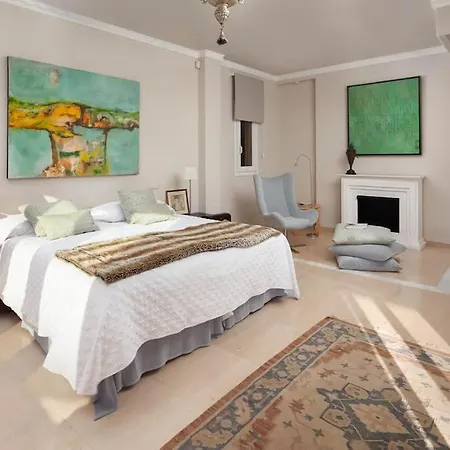 Luxury With Sea Views & Terrace By Rems *
