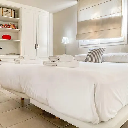 Luxury With Sea Views & Terrace By Rems *